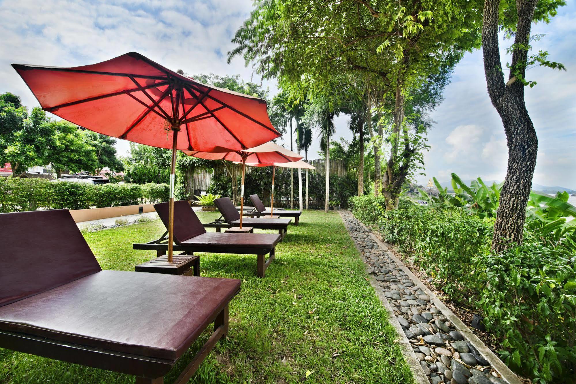 Serene At Chiang Rai Чиангсен Экстерьер фото